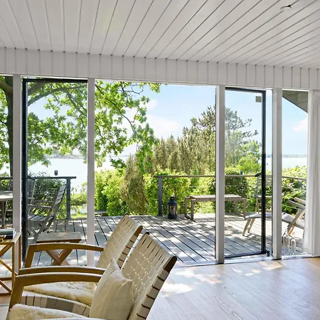 Awesome In With 2 Bedrooms And Wifi Holiday home Knebel