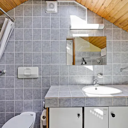 Awesome In With 2 Bedrooms And Wifi Holiday home Knebel